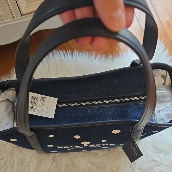NWT- Kate Spade Denim Daisy Slide Tote (16×12×6)